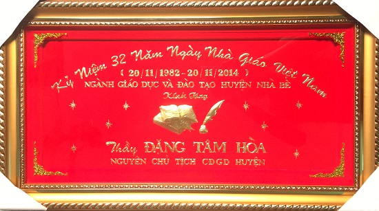 khanh-vang-nha-giao