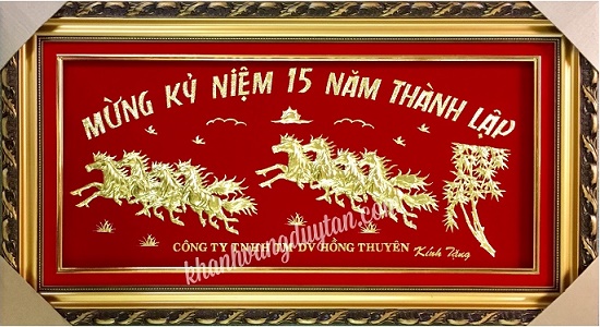 qua-tang-ky-niem-thanh-lap-cong-ty